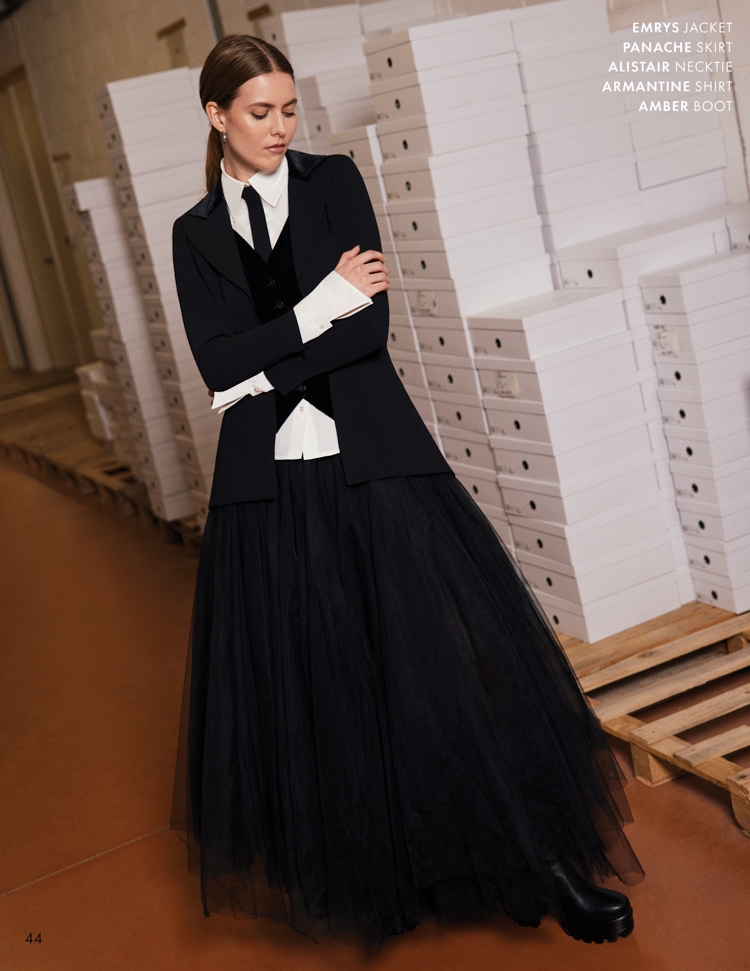 DISCOVER THE EMRYS JACKET, PANACHE SKIRT, ALISTAIR NECKTIE, ARMANTINE SHIRT AND AMBER BOOT FROM DESIGNER ANNE FONTAINE