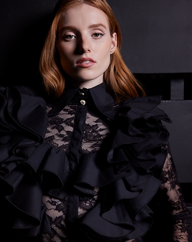 Discover the Anne Fontaine shirts and blouses