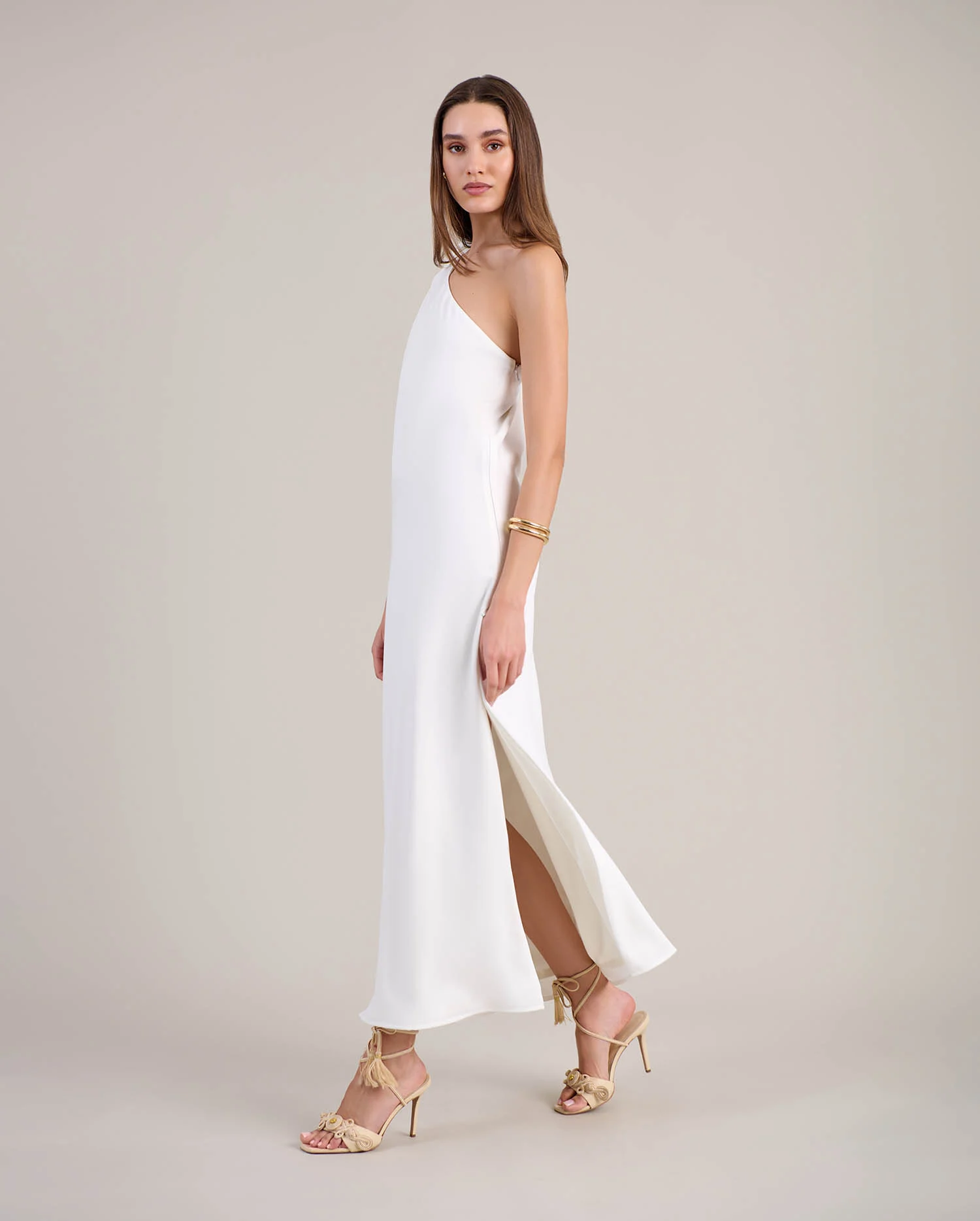 Discover the LUANA White Maxi Dress With One-Shoulder Side Tie from designer ANNE FONTAINE