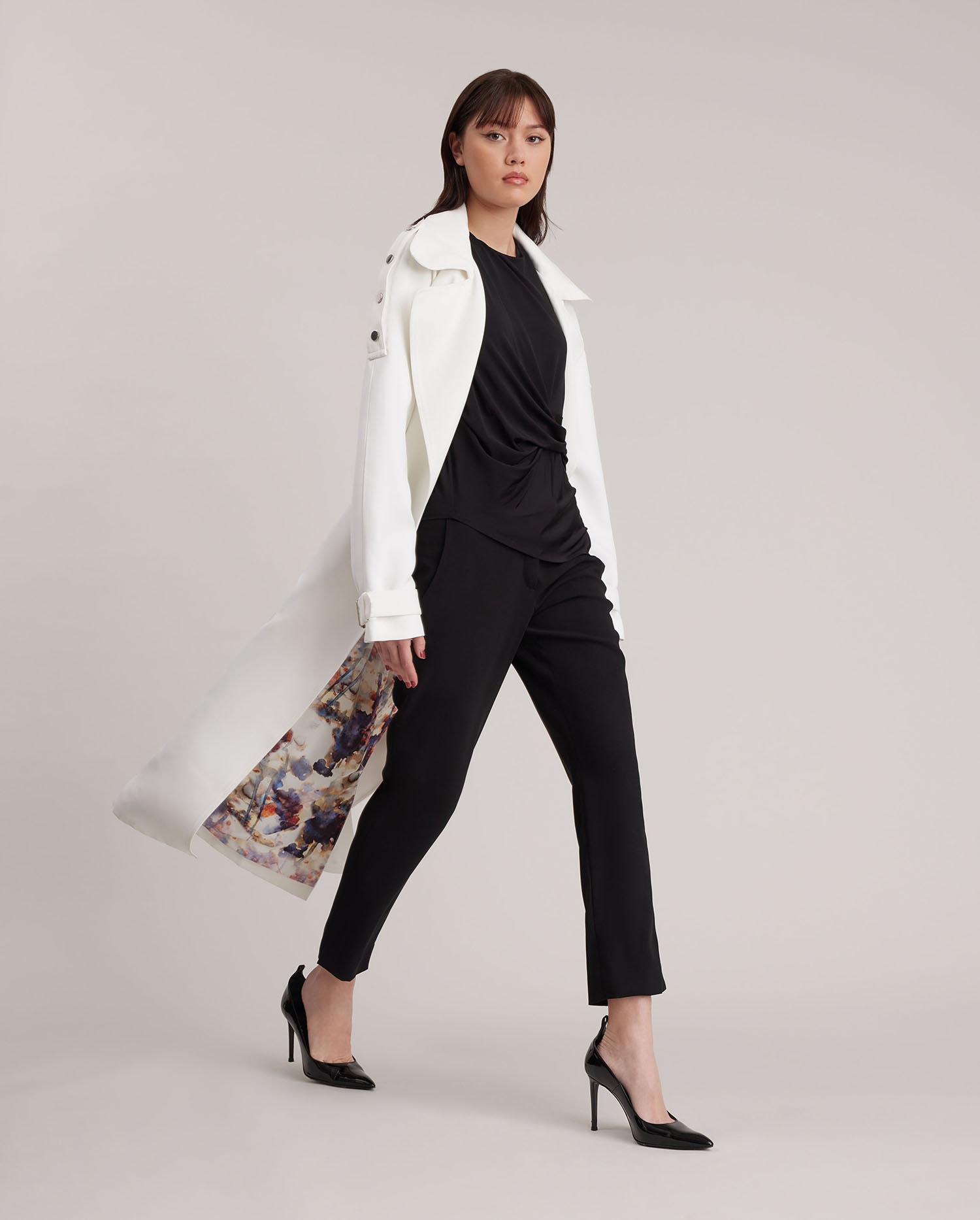 Discover the Rumba White Long-Line Trench Coat from designer ANNE FONTAINE