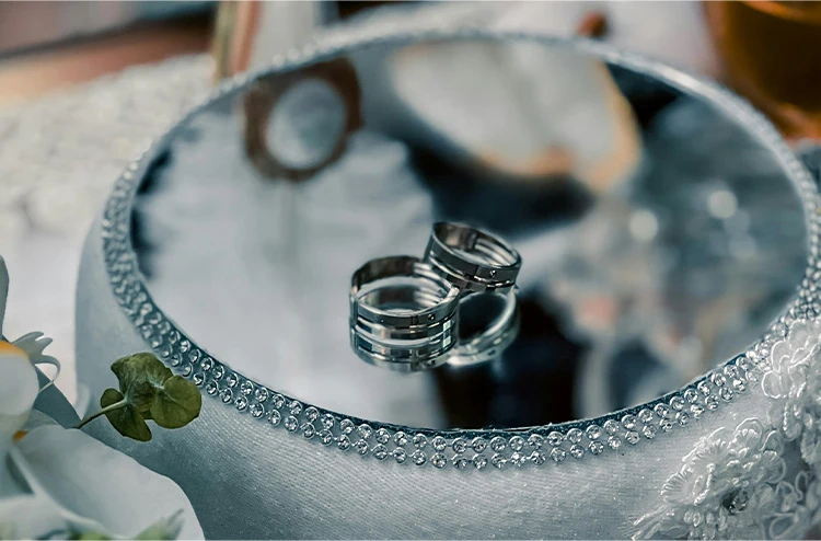 Discover the ANNE FONTAINE Wedding Style Guide