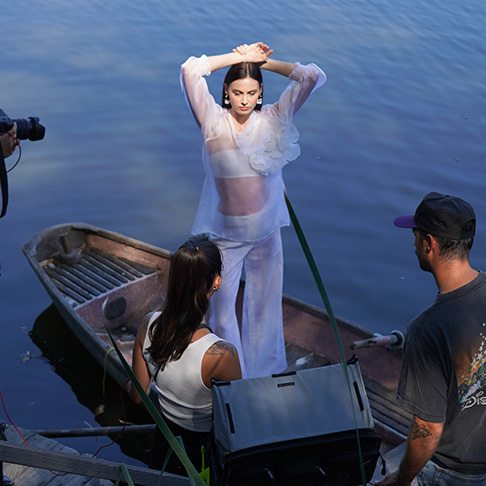 Discover behind the scenes for the Cruise 2024 collection from designer ANNE FONTAINE