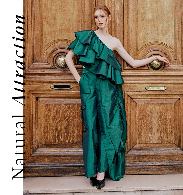 The new Pre-Fall 2023 Collection from Anne Fontaine features vibrant green colorways that illuminate the designer's affinity for the wild, untamed beauty of nature. Green represents an endless array of tonalities and hues, from lush forests to sun-soaked 
