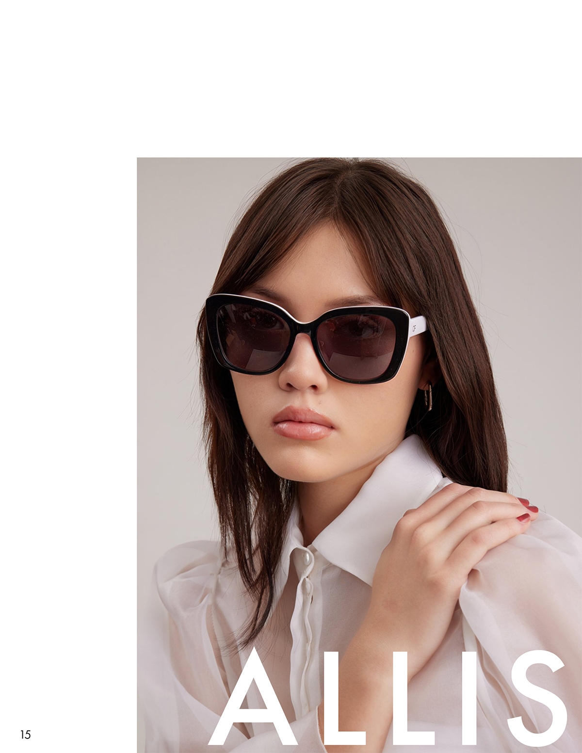 Discover the ALLISON Black and White Square Shape Sunglasses from ANNE FONTAINE