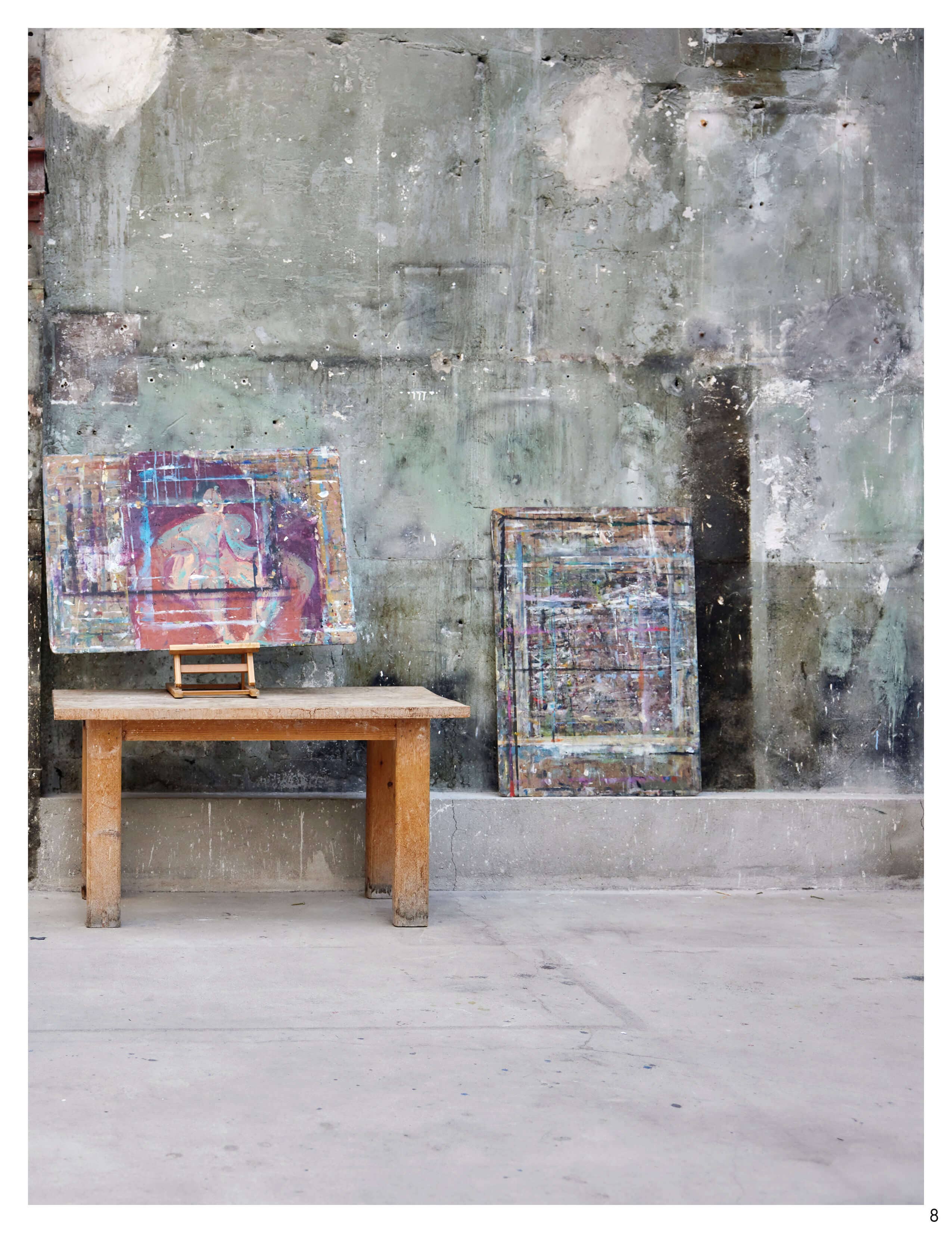The new Anne Fontaine Spring-Summer 2023 collection is a celebration of artistry and craftsmanship. Strength and beauty, are rendered through opulent prints, colors, and styles that transport you toward a vision of the future light.
