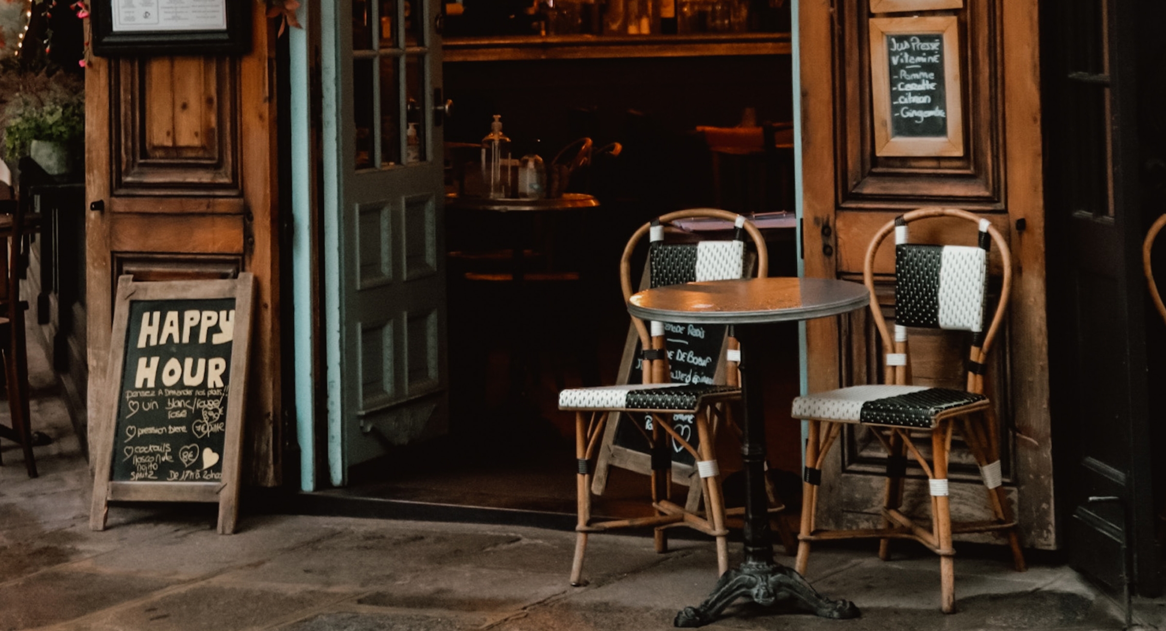  Embark on an opulent journey to the romantic capital of the world, Paris. Here, amidst the whimsical streets and the whispers of romance, we invite you to indulge in an extraordinary experience as we unveil the clandestine beauty of Designer Anne Fontain