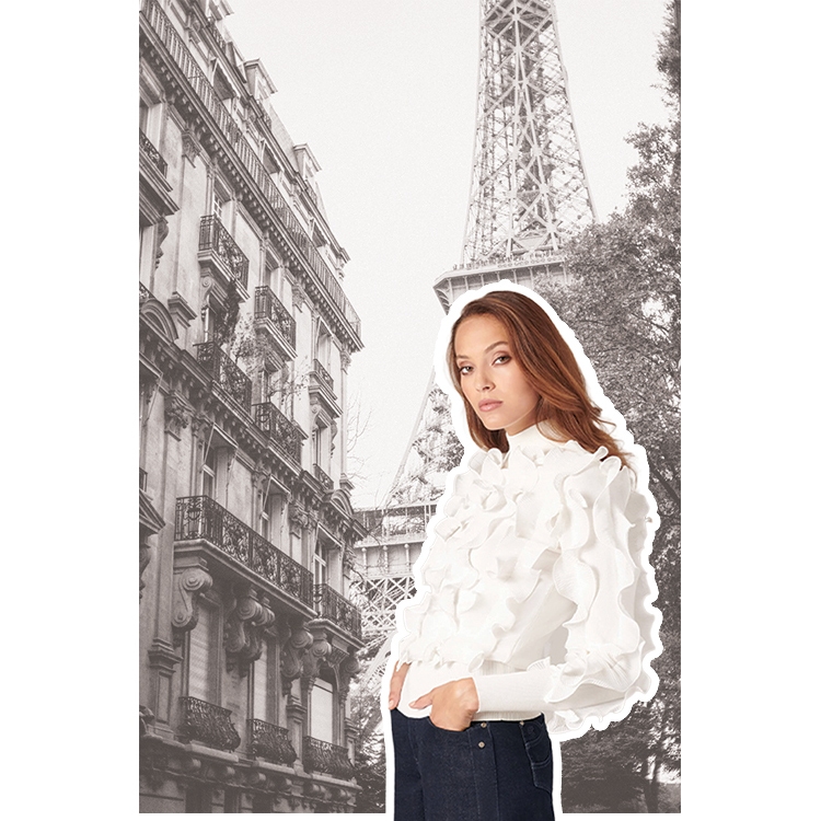 Discover the SIDALINE Long sleeve knitted sweater with pleated ruffles in white from ANNE FONTAINE