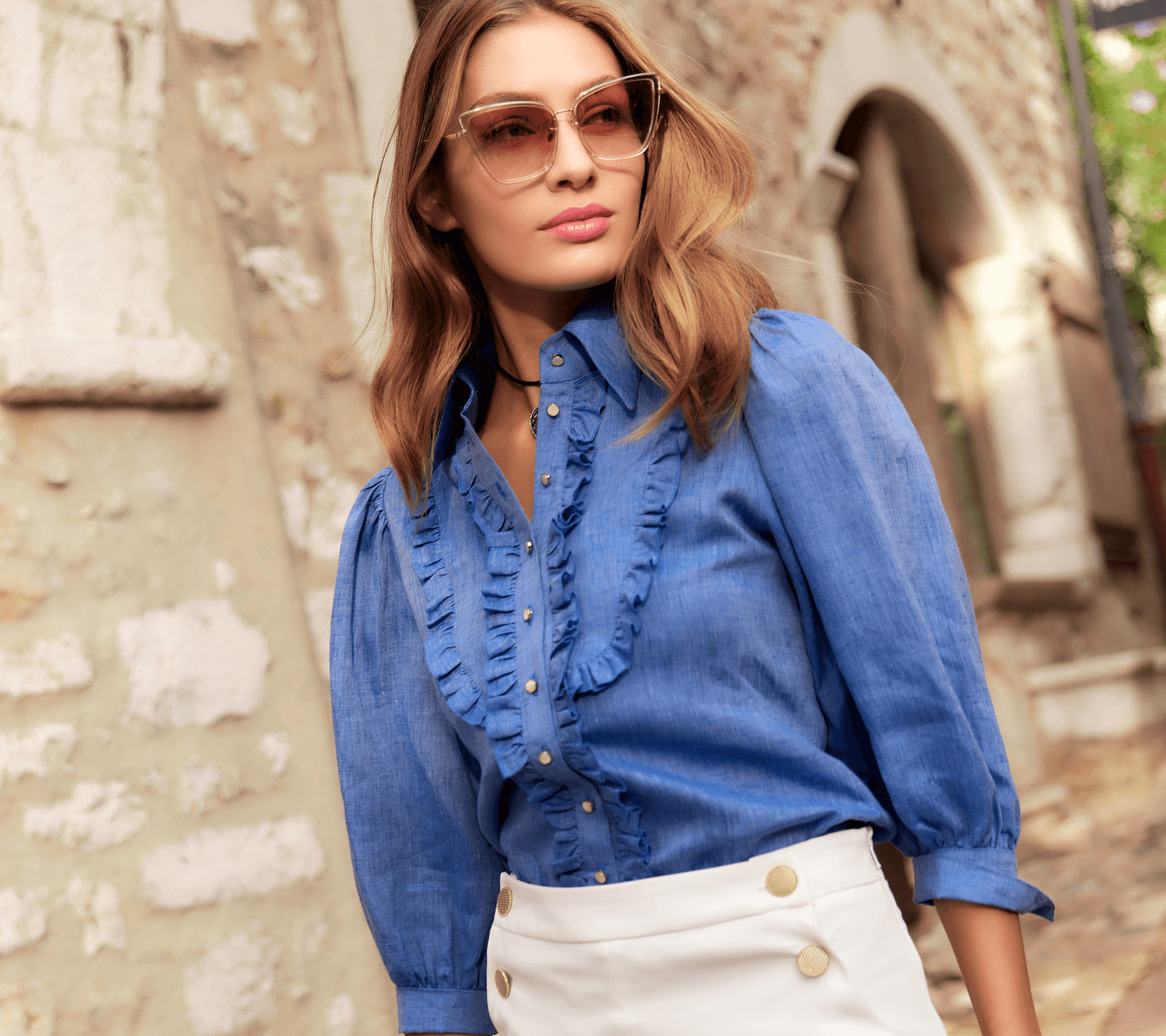 The effortless elegance of Parisian allure is imbued with the essence of sophistication and beauty. Create your staple wardrobe to showcase your elevated style.
