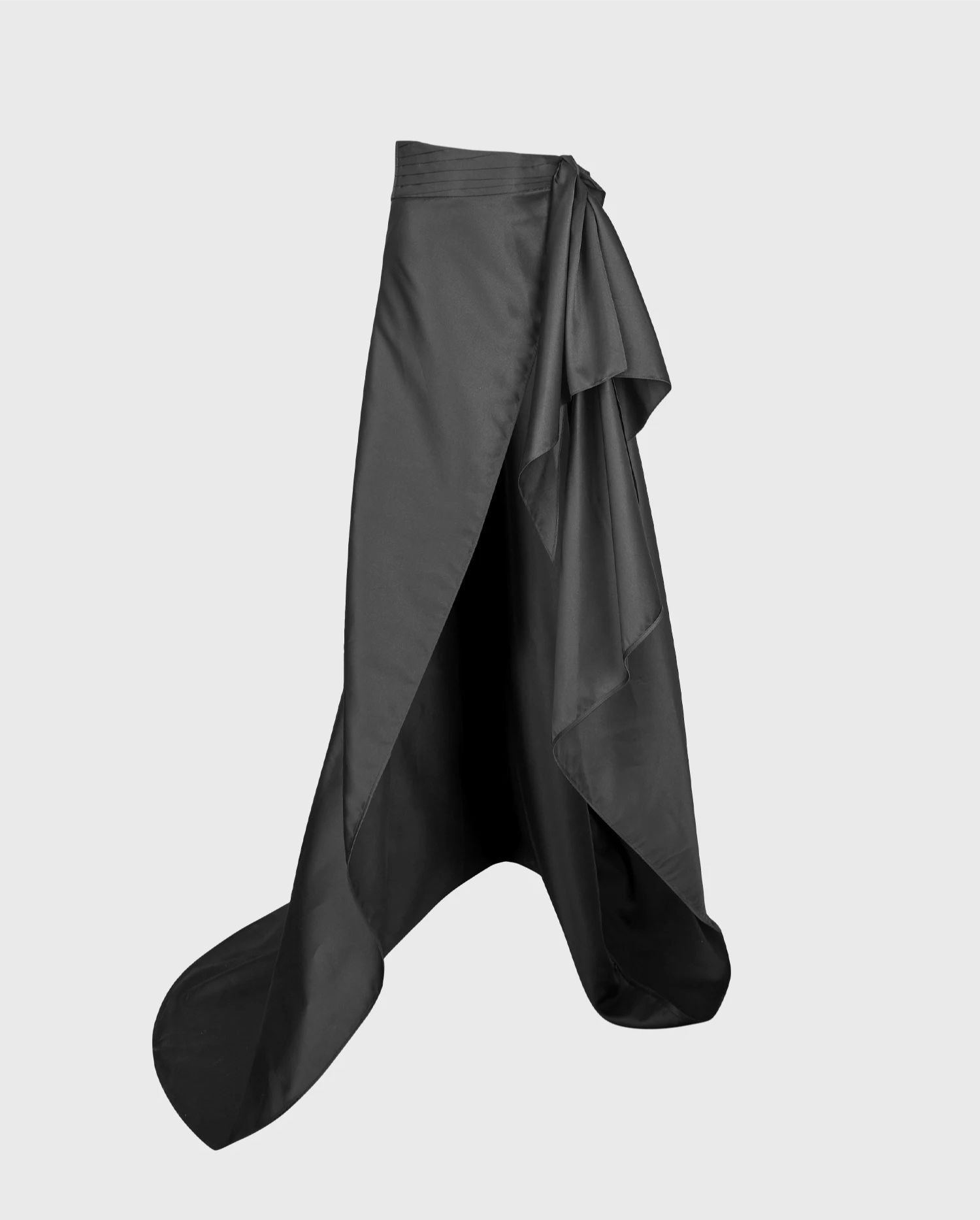 Discover the JARRETT Black High Sheen Sateen Skirt With a Wide High Slit from designer ANNE FONTAINE