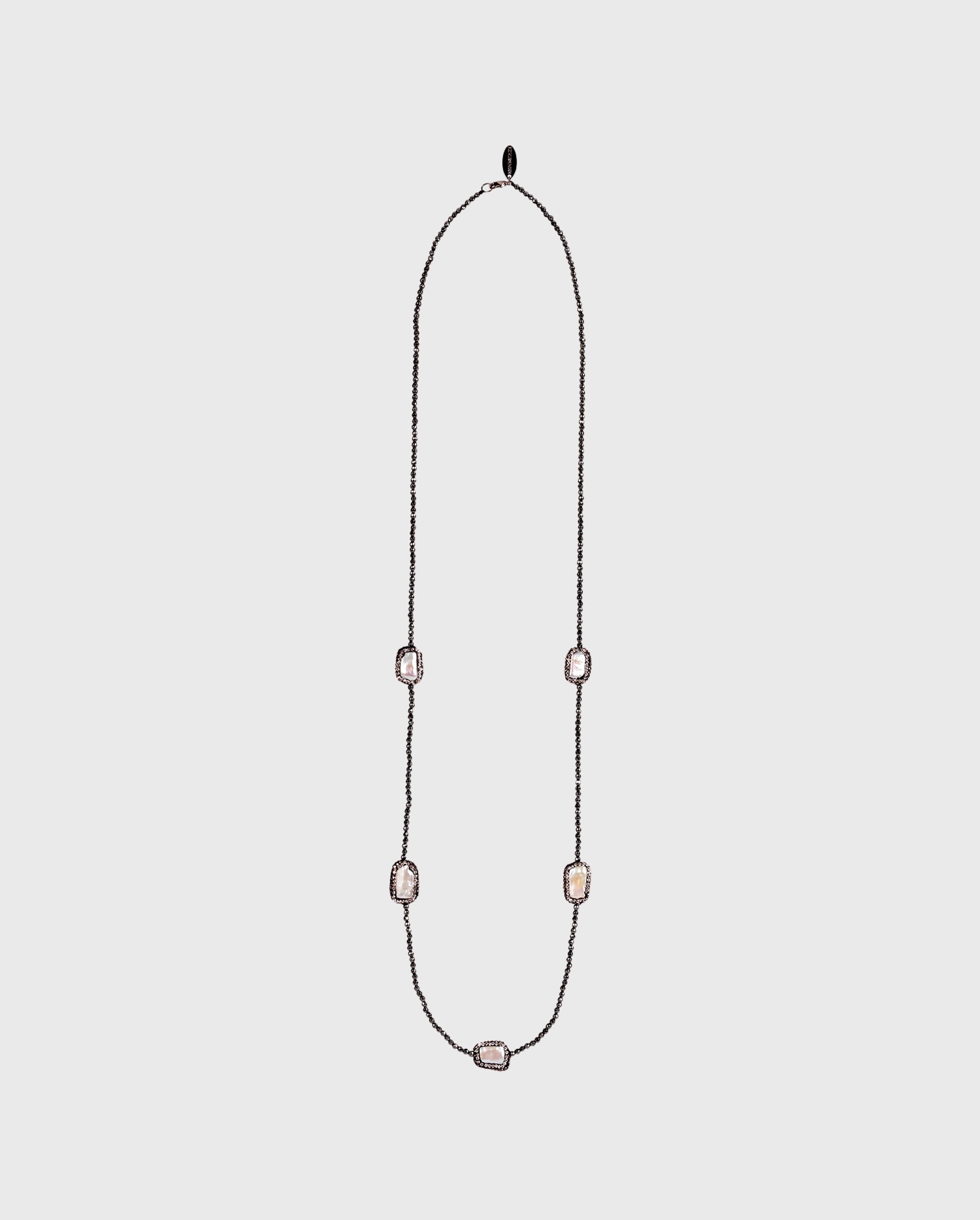 Shop the TESSO Beaded silver necklace with freshwater pearls from ANNE FONTAINE